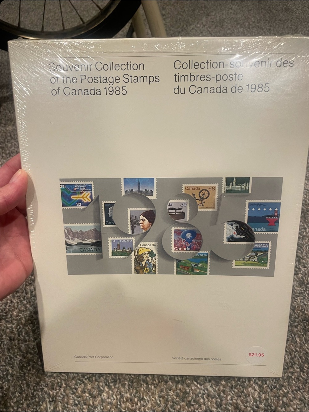 1985 Souvenir Collection of Postage Stamps